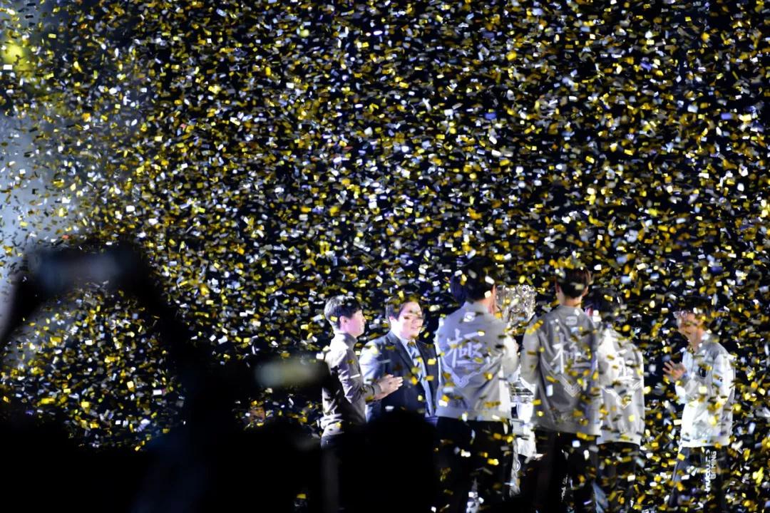 BC.Game 暗示 s1mple 可能离开战队